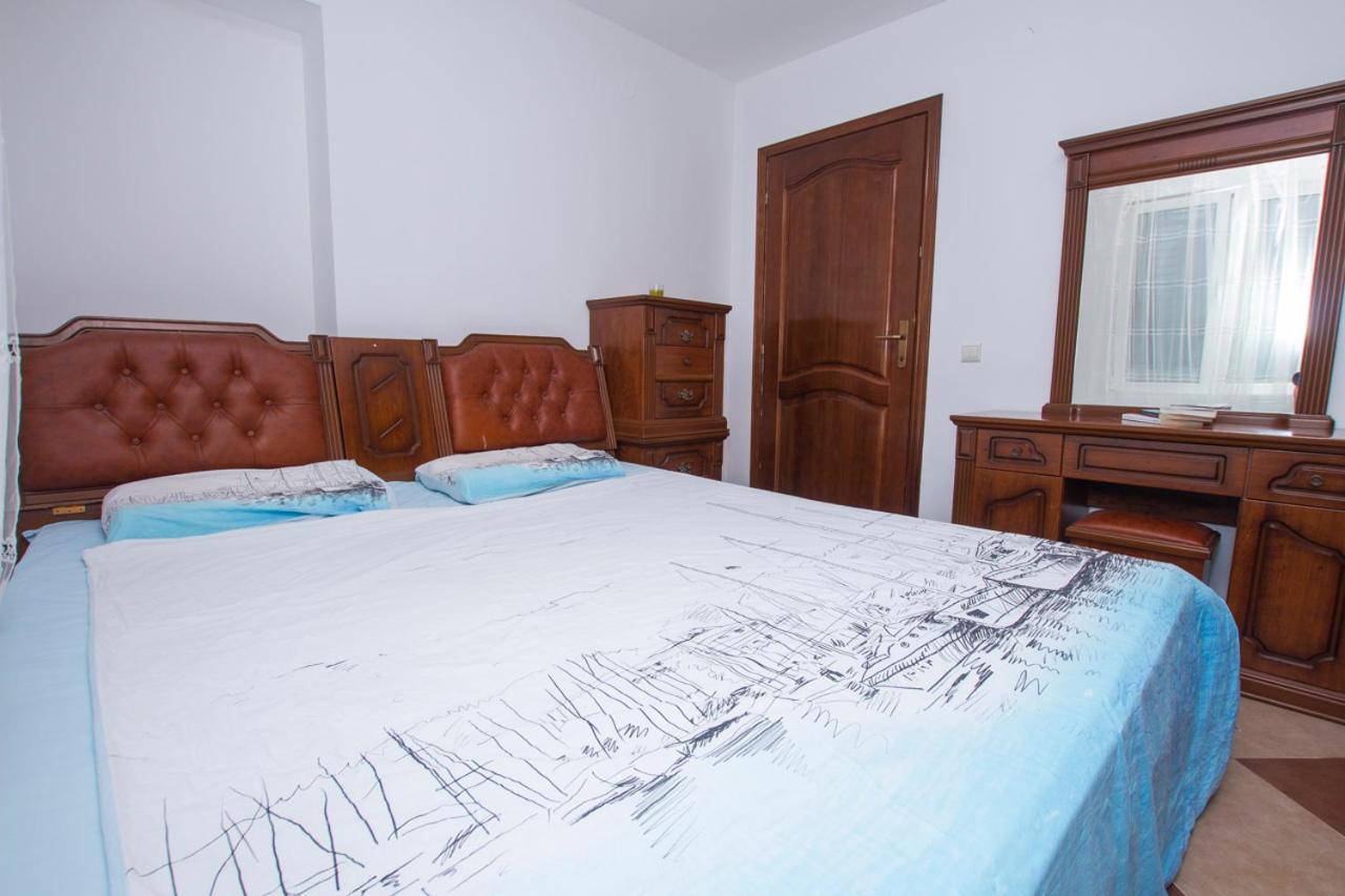Lea Apartment Bar Dış mekan fotoğraf