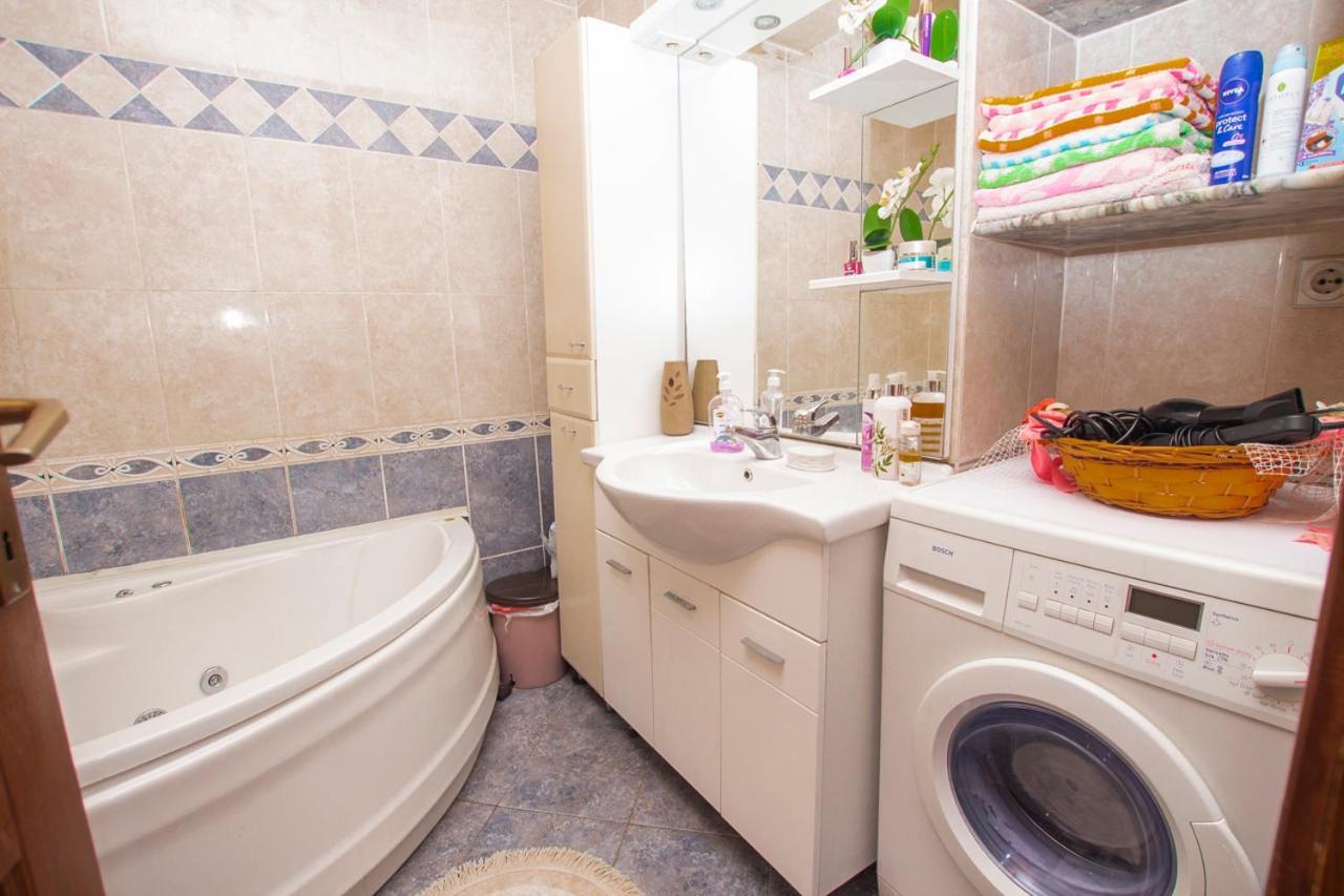 Lea Apartment Bar Dış mekan fotoğraf