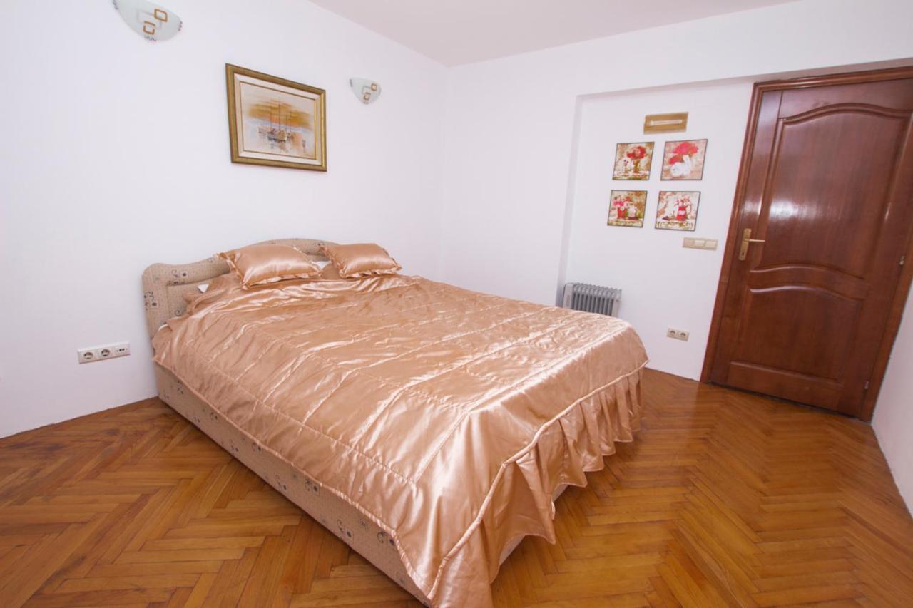 Lea Apartment Bar Dış mekan fotoğraf