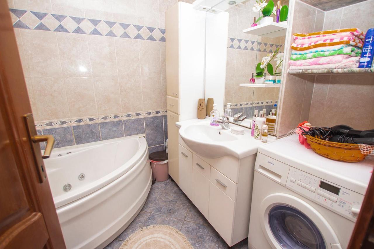 Lea Apartment Bar Dış mekan fotoğraf