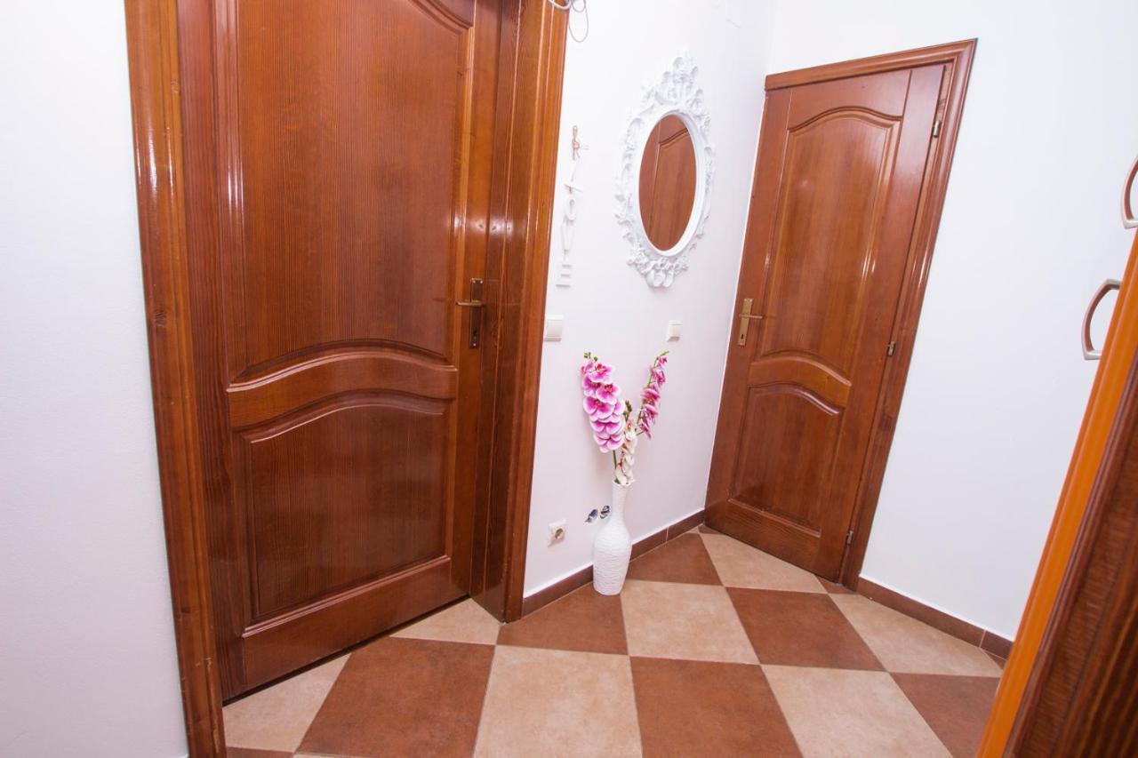 Lea Apartment Bar Dış mekan fotoğraf